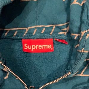 Supreme zip up hoodie